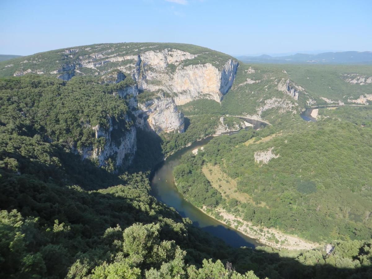 Couleurs Du Sud Bed & Breakfast Vallon-Pont-dʼArc Dış mekan fotoğraf